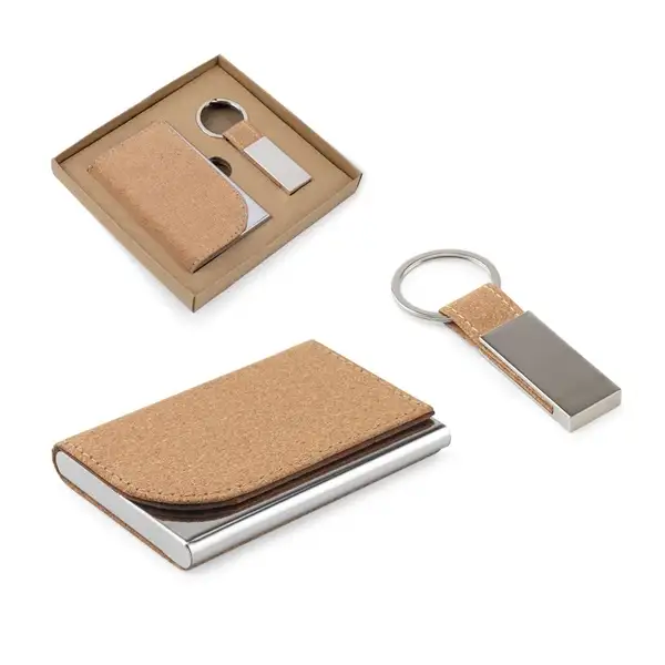 Set bestehend aus einem Kartenhalter und einem Schlüsselhalter, beide aus Metall und Kork – Ansicht 5