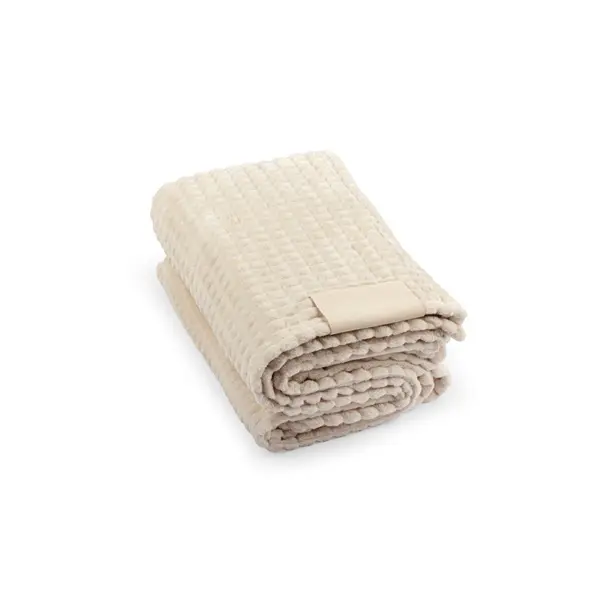 Decke aus recyceltem Polyester (100 % rPET) mit einem Aufnäher zur individuellen Veredelung – Werbeartikel mit Logo bedrucken
