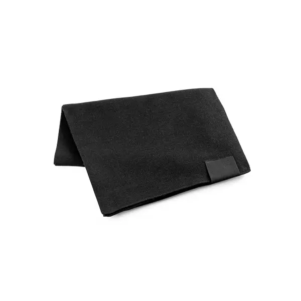 Schal aus recyceltem Polyester (100 % rPET) mit Aufnäher zur individuellen Veredelung