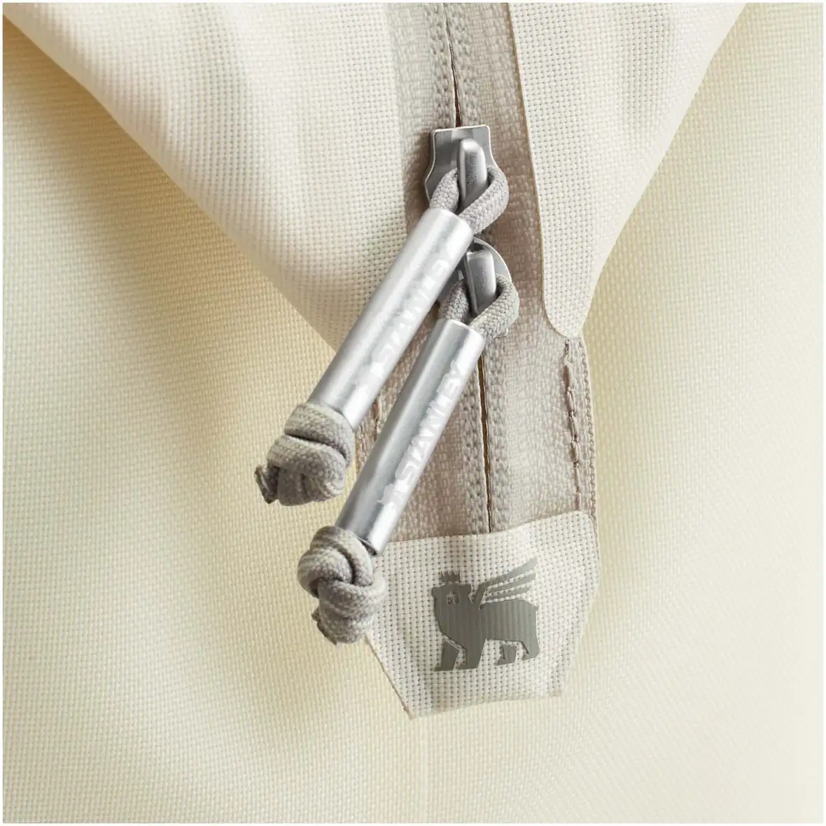 Stanley The All-Day Julienne Mini-Kühltasche für 10 Dosen aus recyceltem Material – Ansicht 7