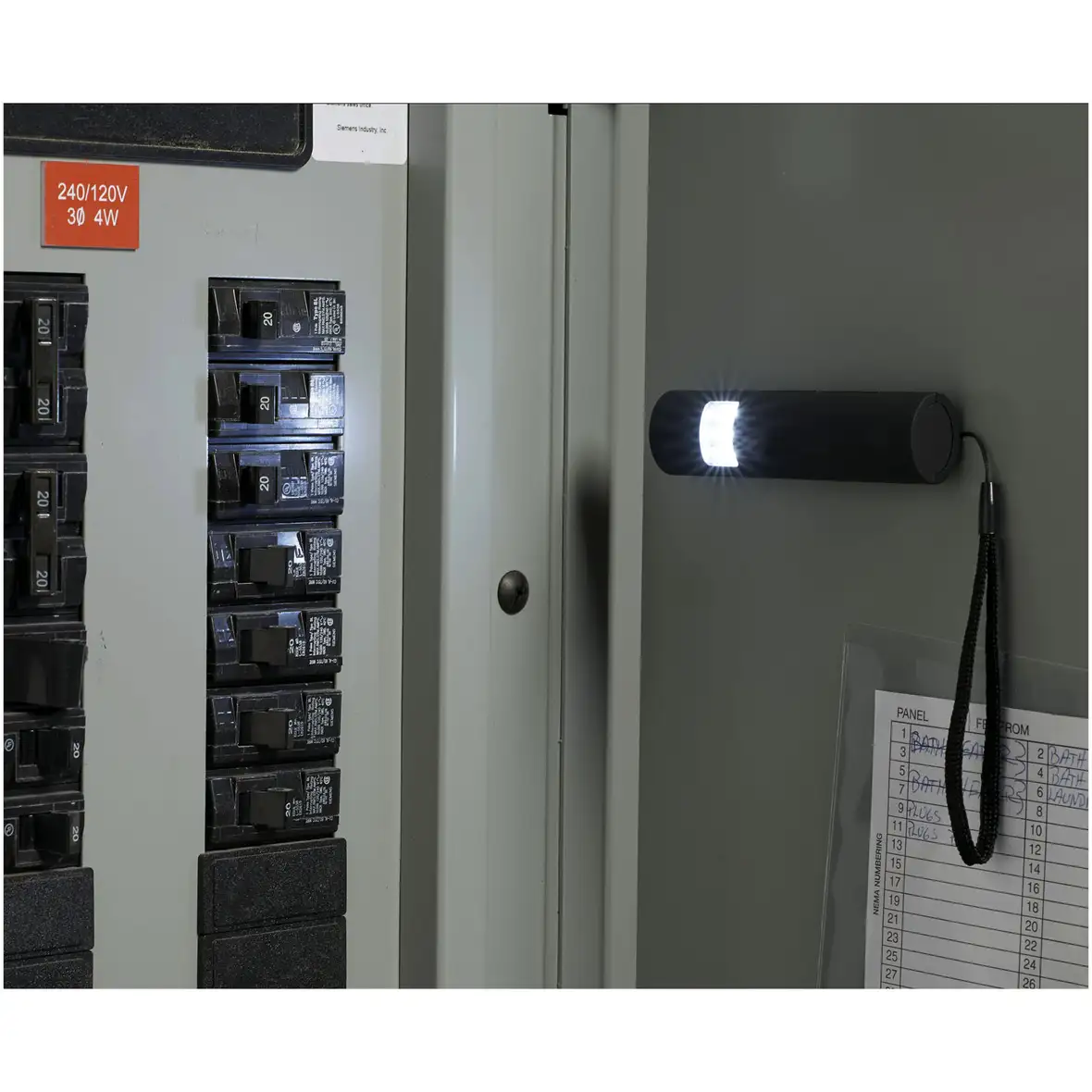 Magnetische LED-Taschenlampe – Ansicht 3