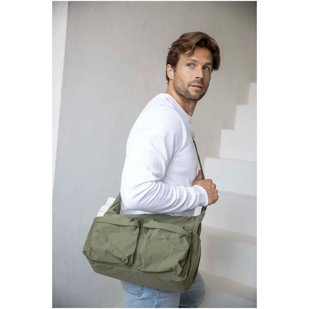 13" GRS Laptop Umhängetasche aus recyceltem Nylon – Ansicht 18